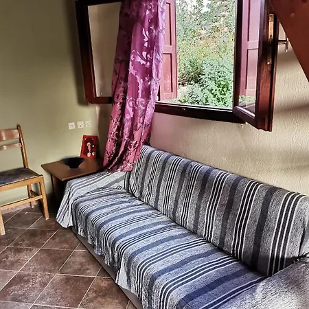Cute House With A Mountain View Apartment Faneromeni (Crete)
